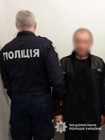 На Менщині поліцейські затримали чоловіка за підозрою у завданні тяжких тілесних ушкоджень знайомому