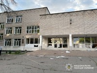 Павлоград вчергове зазнав атаки безпілотника — поранено трьох людей та пошкоджено багатоповерхівку й ліцей