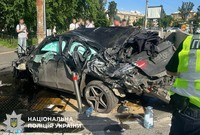 Водія, який учора скоїв смертельну ДТП затримано у процесуальному порядку, він перебуває під конвоєм, – поліція Києва