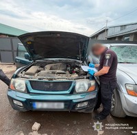 На Закарпатті поліція викрила схему продажу автомобілів, ввезених в Україну як гуманітарна допомога – затримано підприємця