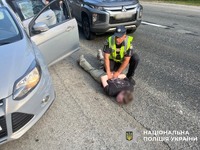 Переправляли ухилянтів через кордон: поліцейські Київщини викрили зловмисників