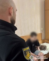 У Хмельницькому поліцейські викрили зловмисника, який зберігав та розповсюджував дитячу порнографію