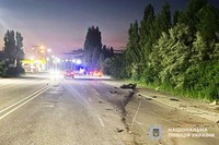 У Камʼянці-Подільському поліцейські зʼясовують обставини ДТП, у якій загинув 18-річний мотоцикліст