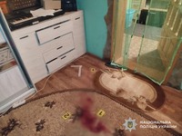 На Рахівщині поліція затримала жінку за підозрою у вбивстві власного чоловіка