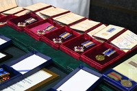 Державні нагороди полеглих нацгвардійців Хмельниччини передали їхнім родинам