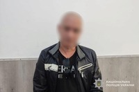 Двоє чубилися – третій скористався. Оперативники встановили особу зловмисника, який привласнив чужий смартфон