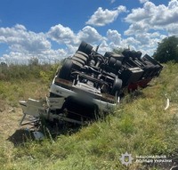 На Кіровоградщині поліцейські встановлюють обставини ДТП, у якій травмувався водій вантажівки
