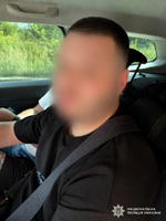 У Львові поліцейські затримали зловмисника, який завдав тяжких тілесних ушкоджень перехожому