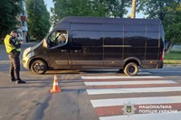 У Хмельницькому поліцейські встановлюють обставини ДТП, у якій травмувалася 54-річна пішохідка
