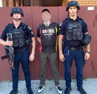 У Києві поліцейські охорони затримали чоловіка, який завдав знайомому ножових поранень