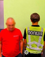 На Уманщині чоловік кинув гранату в патрульних і намагався втекти — його затримали