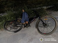 Поліція Кіровоградщини встановлює обставини ДТП, у якій травмувався велосипедист