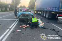 Поліція Вінниці встановлює обставини ДТП, в якій травмувався водій скутера