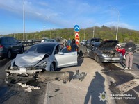Столичні поліцейські завершили розслідування смертельної ДТП на Дарницькому мосту: водію Tesla загрожує до восьми років ув'язнення