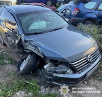 Викрав авто та потрапив в ДТП: поліцейські Київщини повідомили про підозру зловмиснику на Фастівщині
