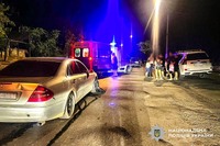 У Вознесенську в результаті ДТП за участі трьох авто – один із водіїв зазнав травм: поліцейські у процесуальному порядку затримали керманича позашляховика