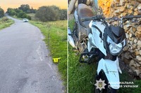 На Старокостянтинівщині поліцейські встановлюють обставини ДТП, в якій травмувалися двоє людей