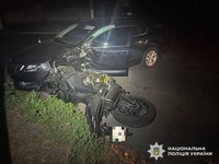 Поліція Кіровоградщини з’ясовує обставини ДТП у Знам’янці: унаслідок зіткнення з автомобілем травмувався мотоцикліст