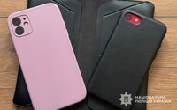 Оперативники поліції встановили причетність жительки Тернополя до крадіжки мобільних телефонів
