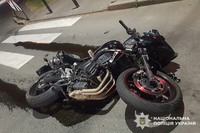 У Хмельницькому поліцейські встановлюють обставини ДТП, у якій травмувалося двоє людей