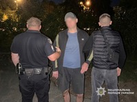 У Чернігові поліцейські оперативно встановили та затримали грабіжника