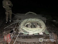 Слідчі Синельниківщини повідомили про підозру трьом чоловікам у спробі викрадення майна залізниці