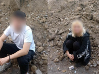 У Запоріжжі поліцейські охорони виявили двох осіб із речовинами, схожими на наркотичні