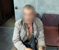 Під час відпрацювання повідомлення в укритті Херсона поліцейські охорони виявили чоловіка, який перебував у розшуку