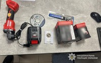 Оперативники поліції встановили причетність жителя Збаража до крадіжки з будівельного супермаркету