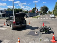 У Кропивницькому травмувався неповнолітній мотоцикліст: поліцейські встановлюють обставини ДТП