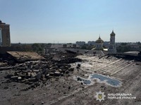 Поліція оприлюднила фото наслідків нічної атаки БпЛА на Павлоград
