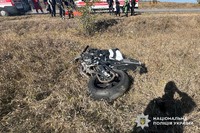 На Полтавщині поліція встановлює обставини ДТП унаслідок якої одна людина загинула, ще двоє травмовані