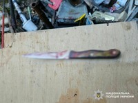 Завдав смертельного удару ножем чоловіку: поліцейські оперативно затримали миколаївця за підозрою у скоєнні умисного вбивства